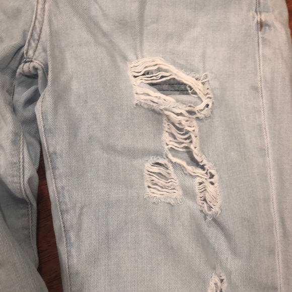 F21 BOYFRIEND JEANS - Picture 2 of 4